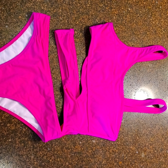 One piece women's Small swimsuit NWOT - Picture 1 of 3